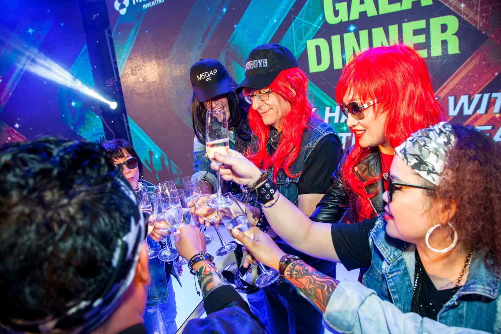 Chúng Tôi Cung Cấp Những Sự Kiện Đáng Nhớ